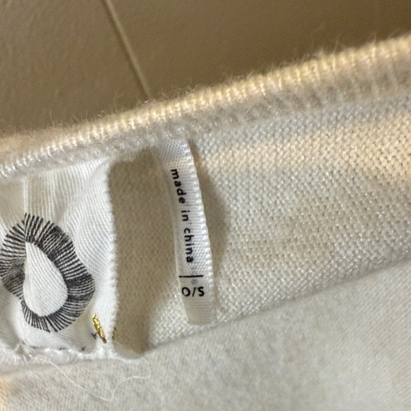 Akemi + Kin Women’s Small Elegant Cream Cardigan with Dolman Sleeve - Picture 3 of 7